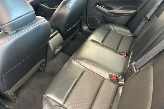 Used 2024 Nissan Altima 2.5 SR FWD image 14