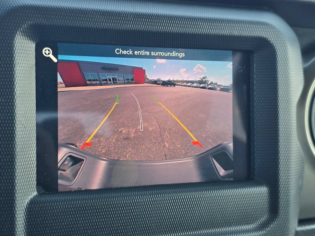 Used 2023 Jeep Gladiator Sport AWD/4WD image 5