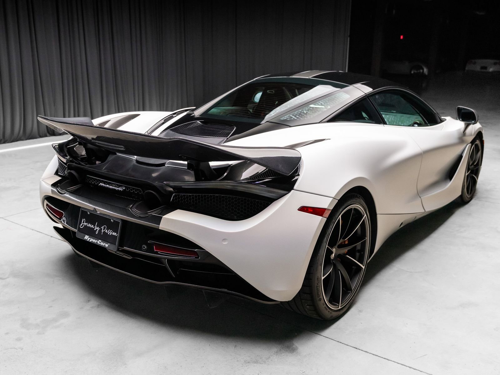 Used 2021 McLaren 720S Luxury RWD image 37