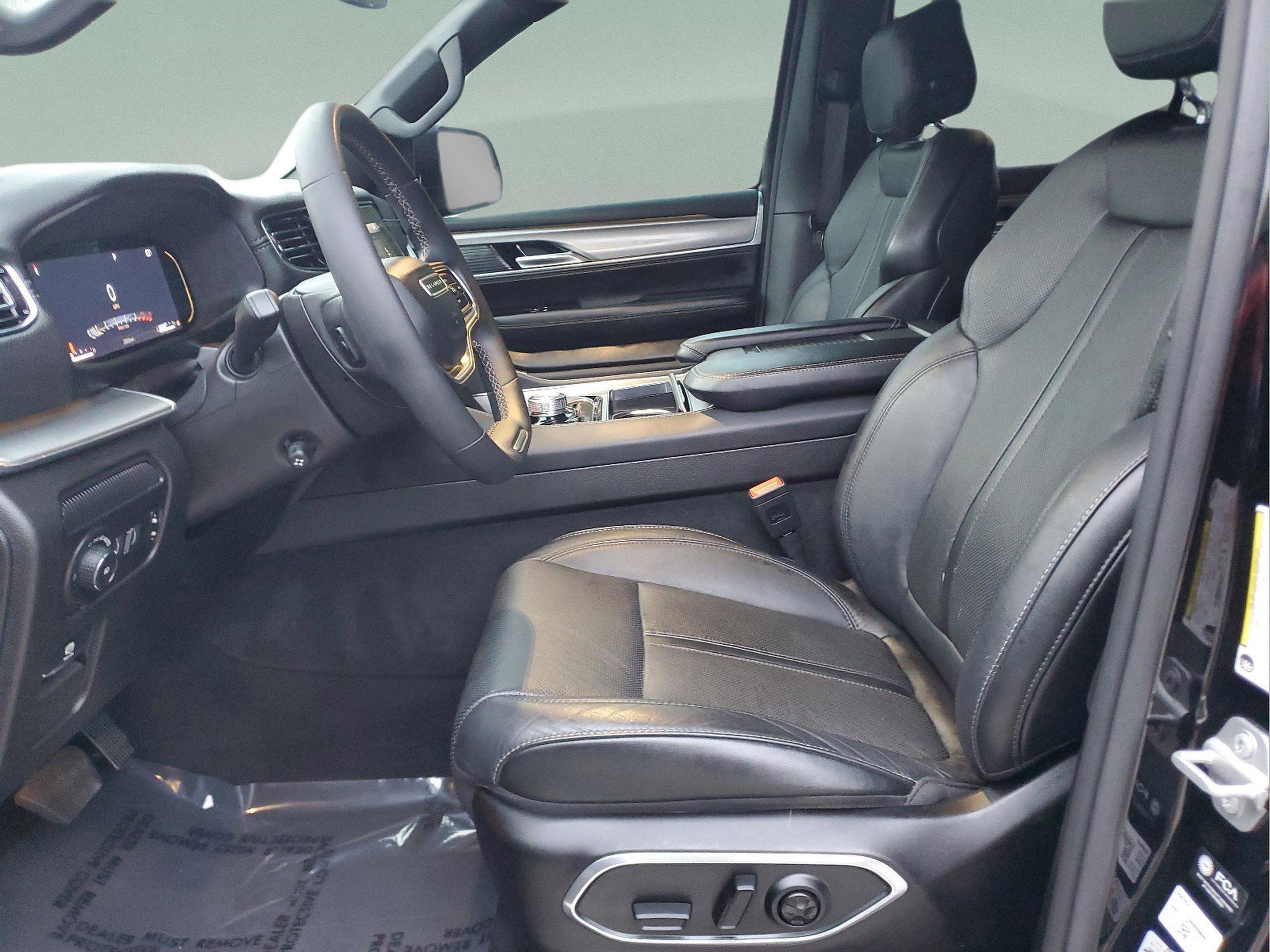 Used 2023 Jeep Wagoneer Series II image 18