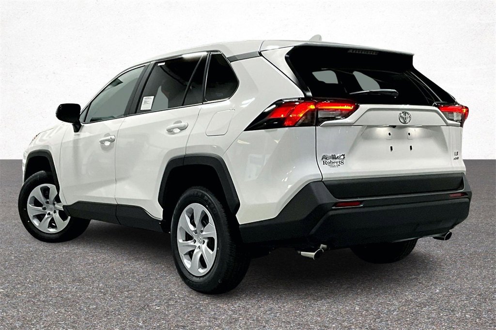 New 2025 Toyota RAV4 LE image 3