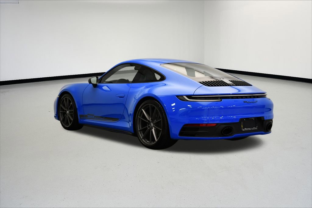 Used 2024 Porsche 911 Carrera T image 3