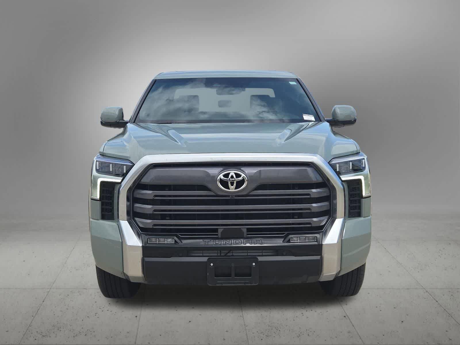 Used 2026 Toyota Tundra Limited AWD/4WD image 9