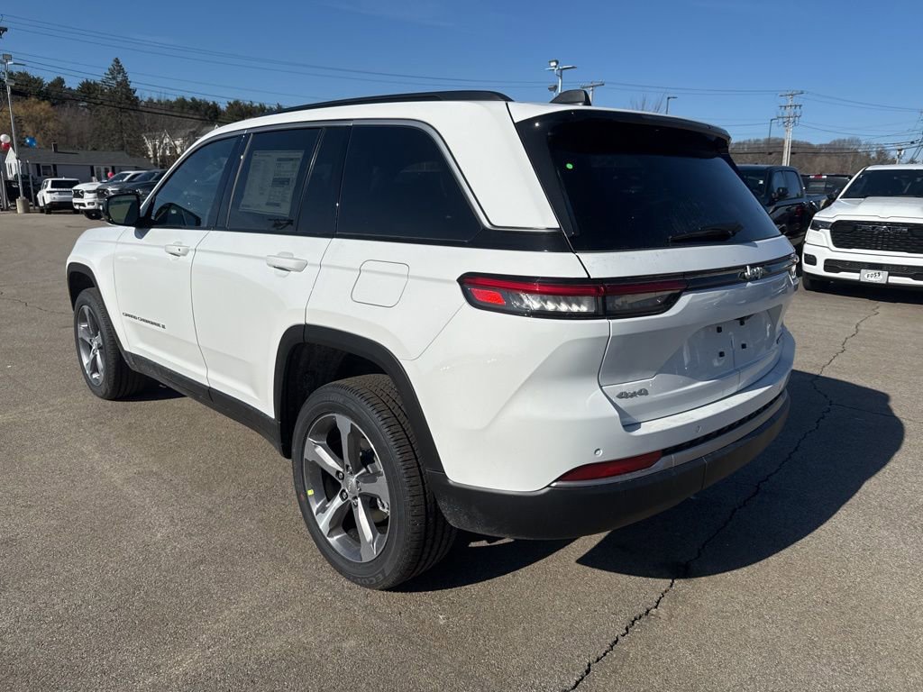 New 2026 Jeep Grand Cherokee Limited AWD/4WD image 3