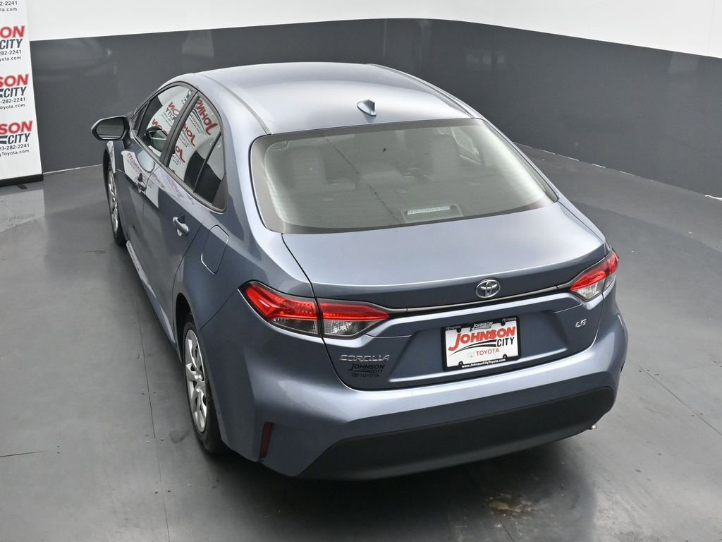 Used 2024 Toyota Corolla LE image 28