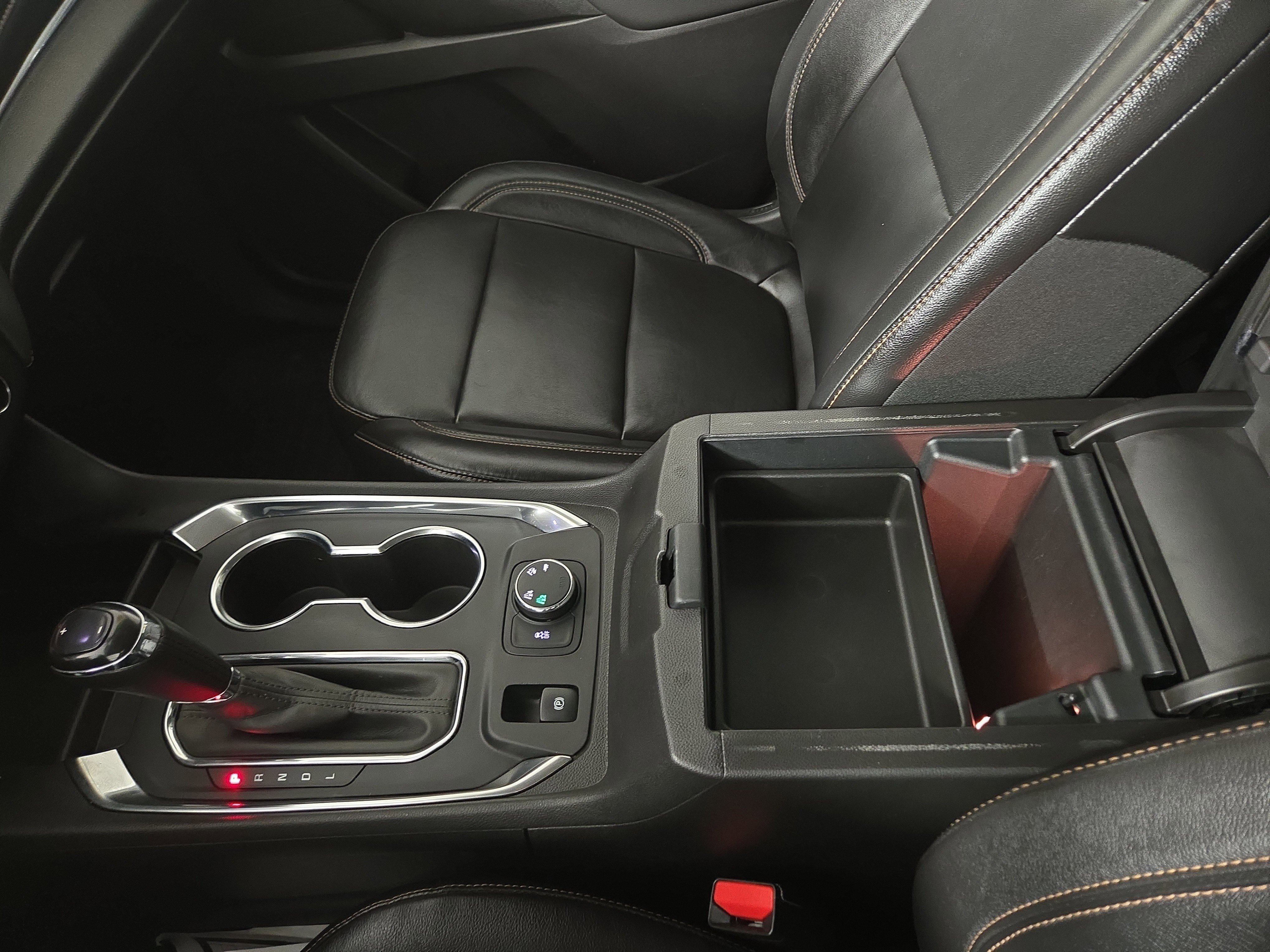 Used 2019 Chevrolet Traverse LT w/ LPO, Floor Liner Package image 32