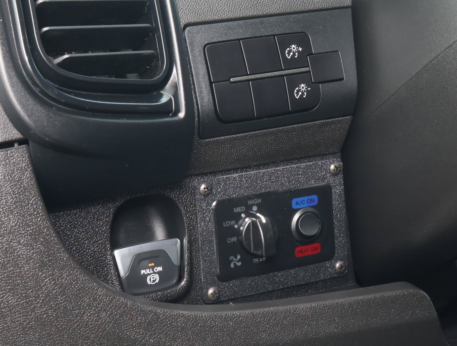 Used 2022 RAM ProMaster 1500 FWD image 18