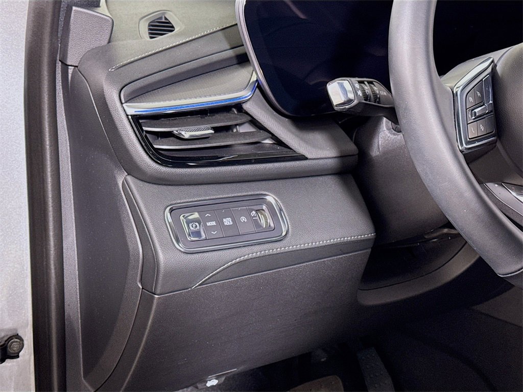 Certified 2025 Buick Enclave Sport Touring image 8