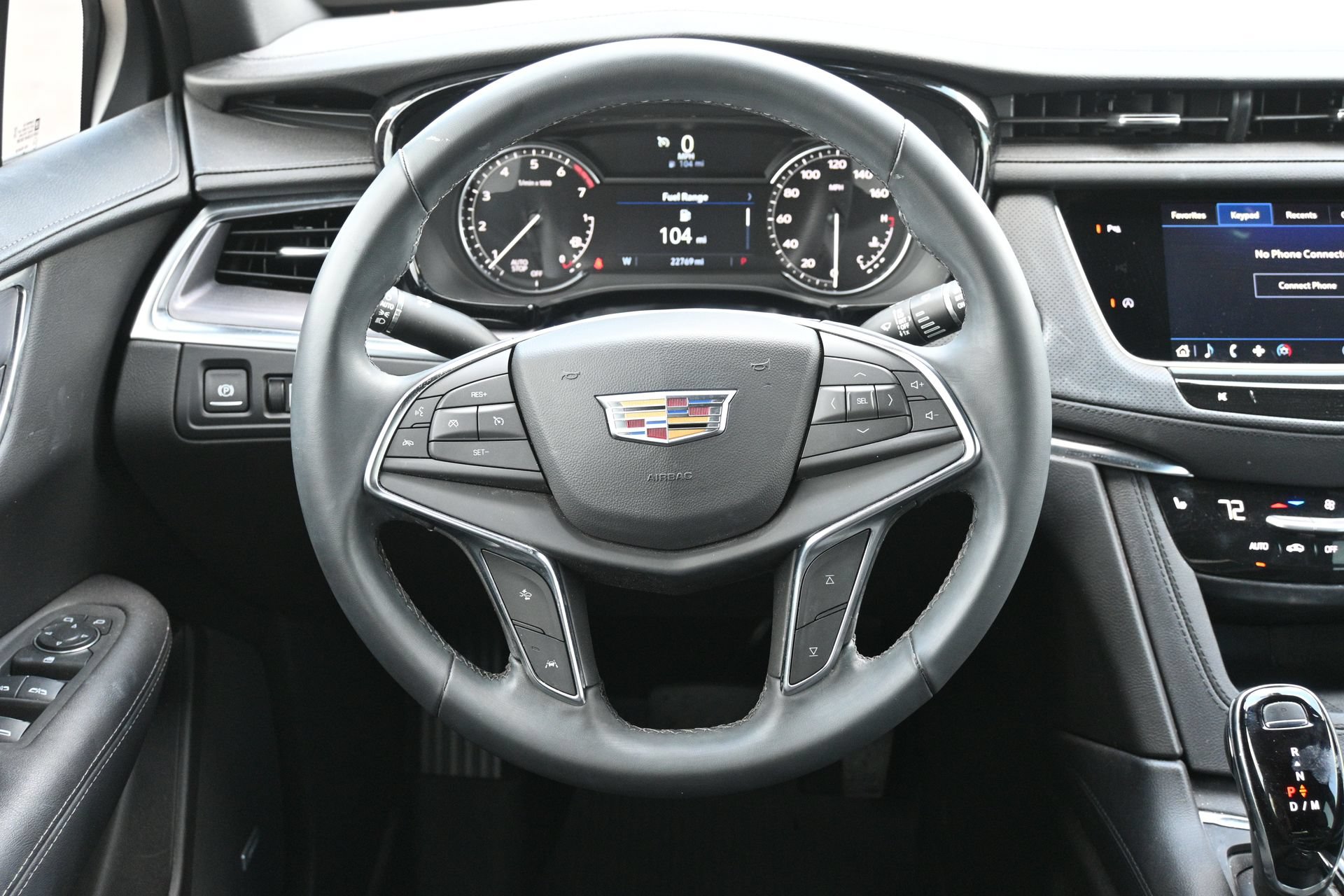 Certified 2025 Cadillac XT5 Luxury FWD image 11