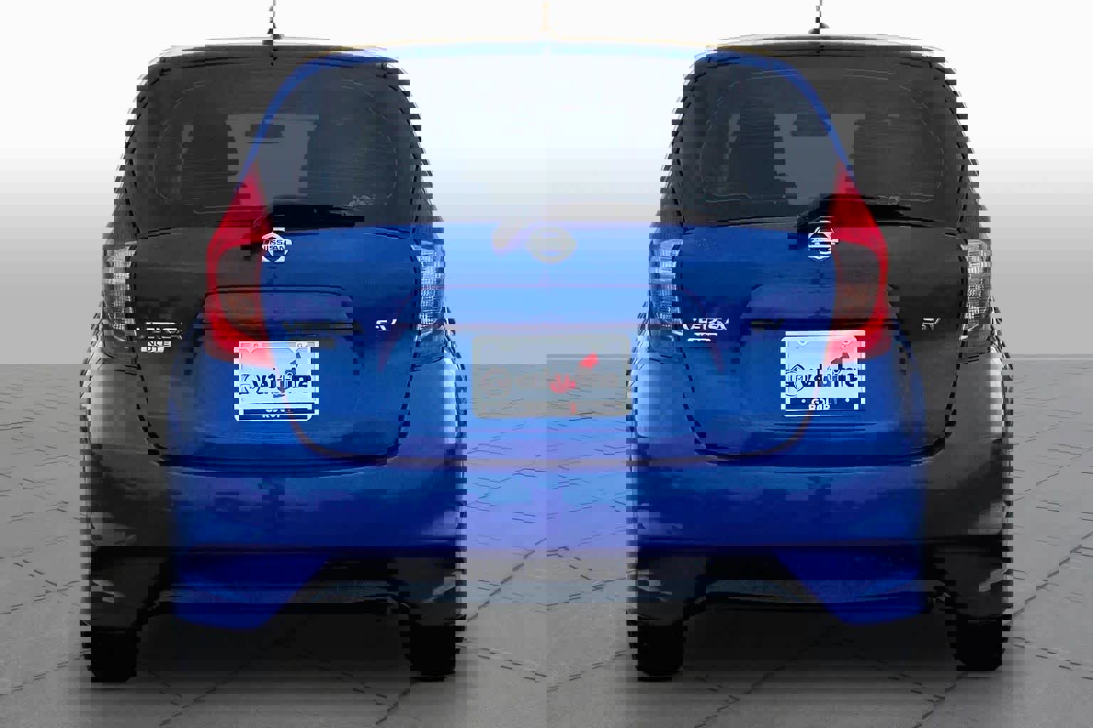 Used 2017 Nissan Versa Note SV w/ SV Appearance Package image 5