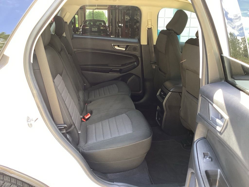 Used 2021 Ford Edge SE FWD image 31