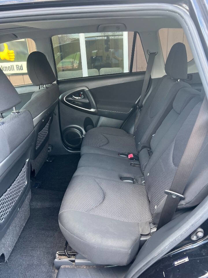 Used 2012 Toyota RAV4 Sport w/ Appearance Pkg image 7