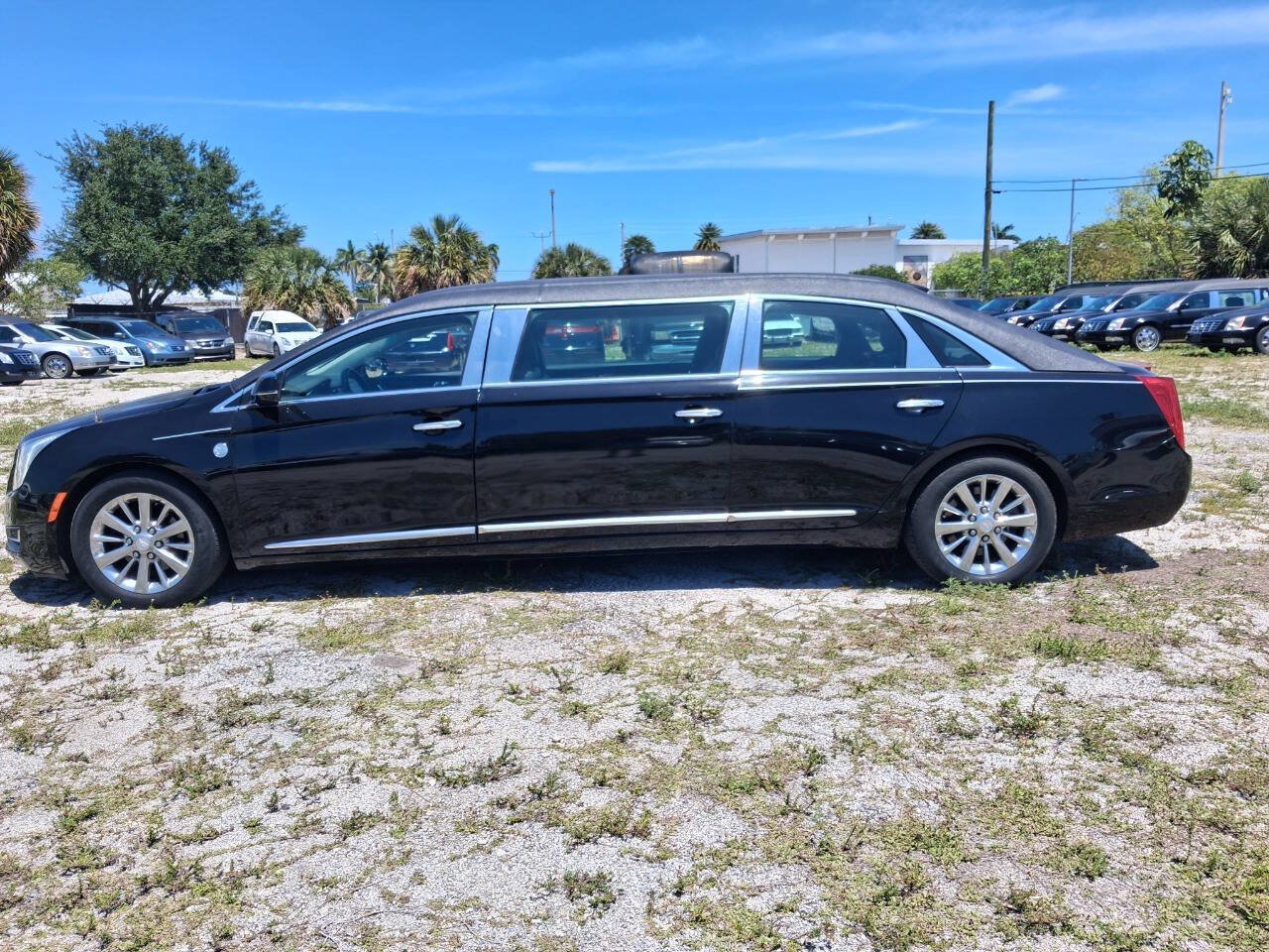 Used 2017 Cadillac XTS FWD image 9