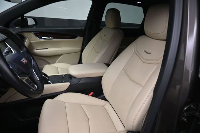 Used 2019 Cadillac XT5 Premium Luxury FWD image 33