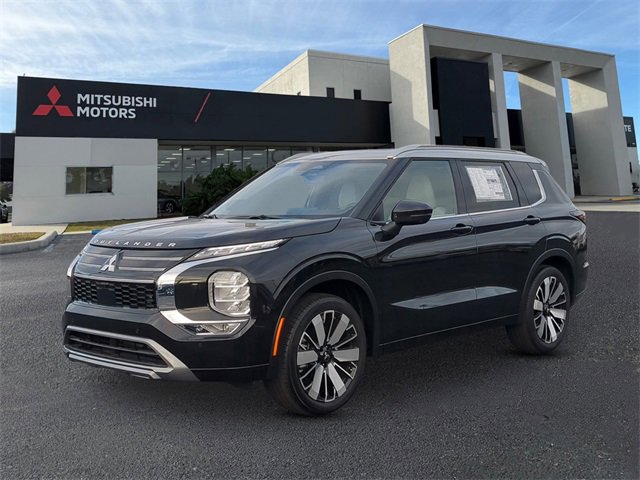 New 2025 Mitsubishi Outlander AWD image 1