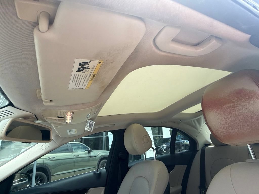 Used 2015 Mercedes-Benz C 300 4MATIC Sedan image 25
