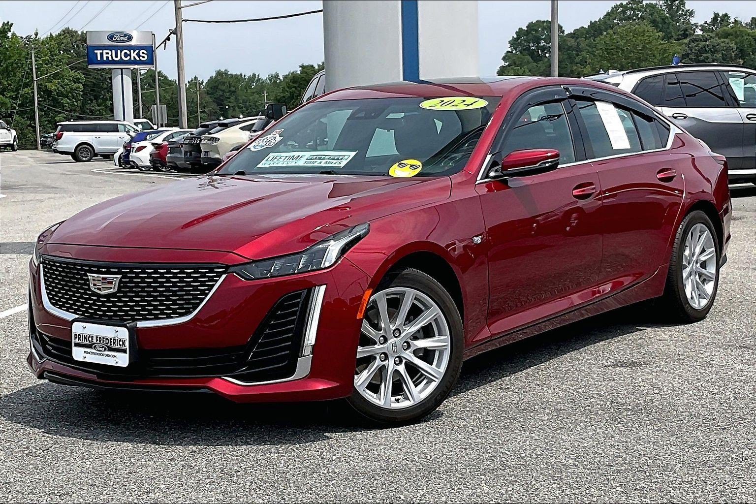 Used 2024 Cadillac CT5 Luxury w/ Sun And Sound Package AWD/4WD image 3