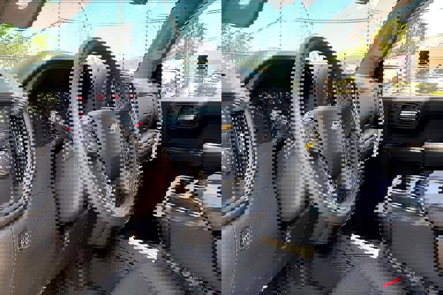 Used 2022 Chevrolet Silverado 1500 Custom image 18