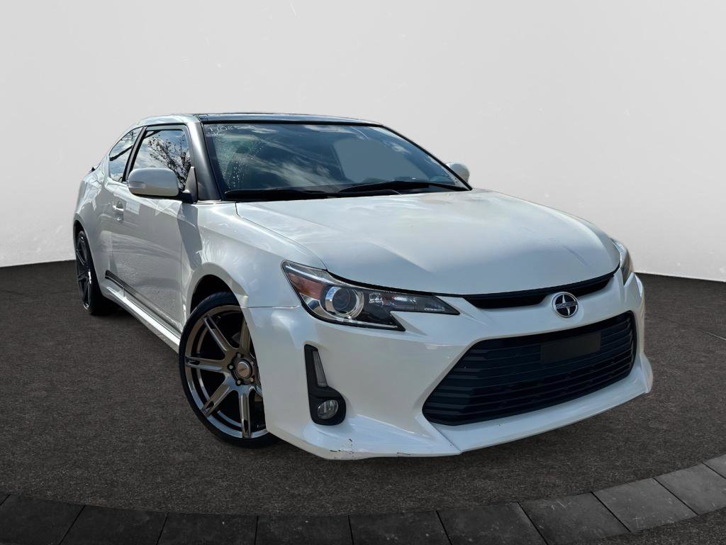Used 2016 Scion tC image 1