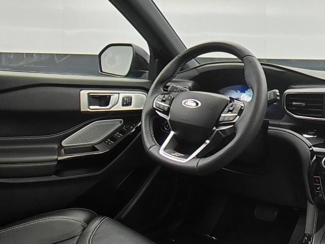 Used 2024 Ford Explorer ST w/ Technology Package AWD/4WD image 24