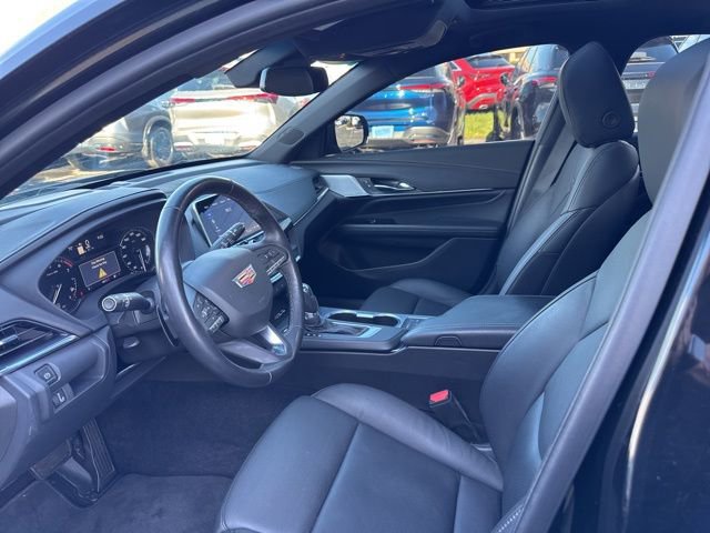 Used 2025 Cadillac CT4 Premium Luxury image 6