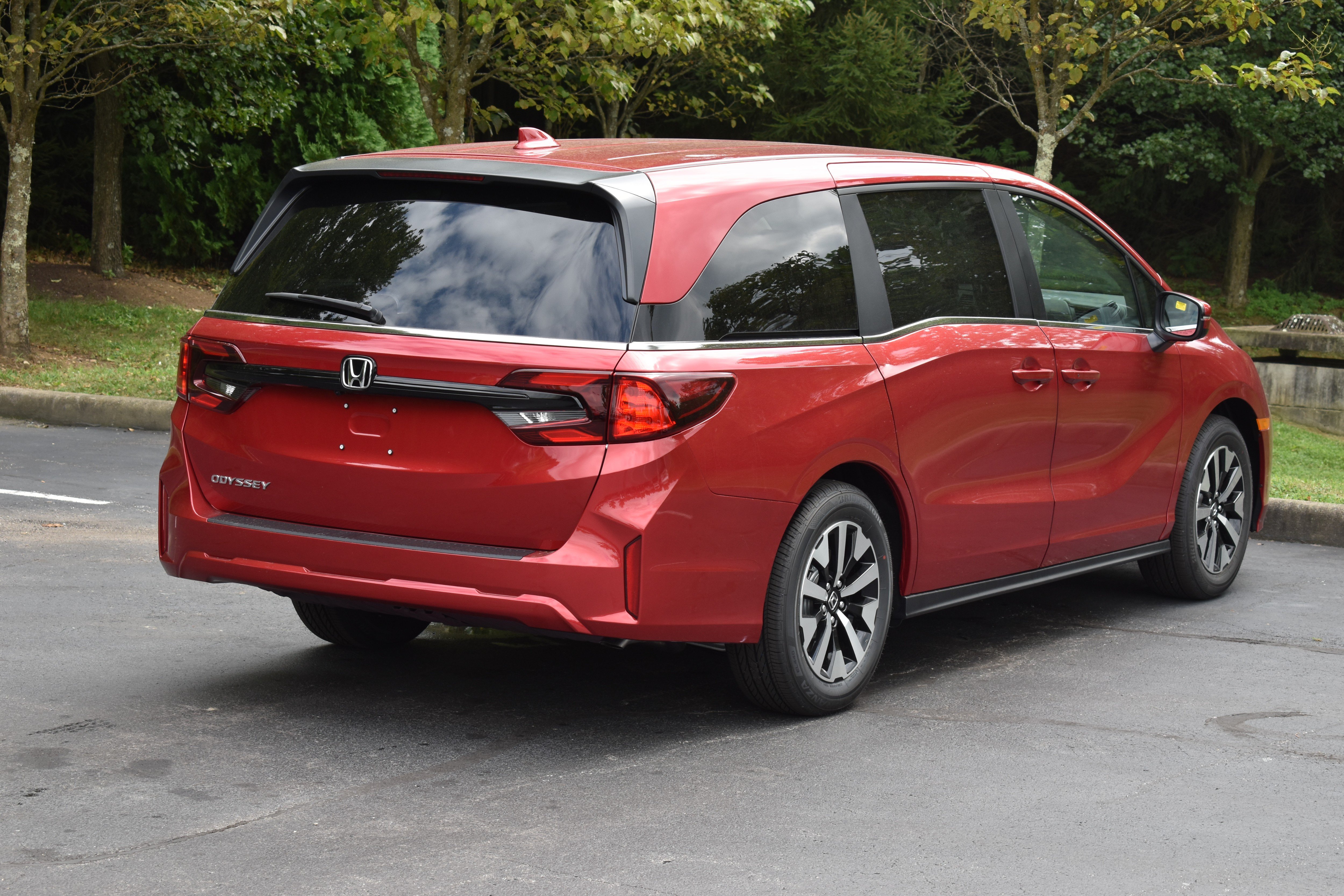 New 2026 Honda Odyssey EX-L image 8