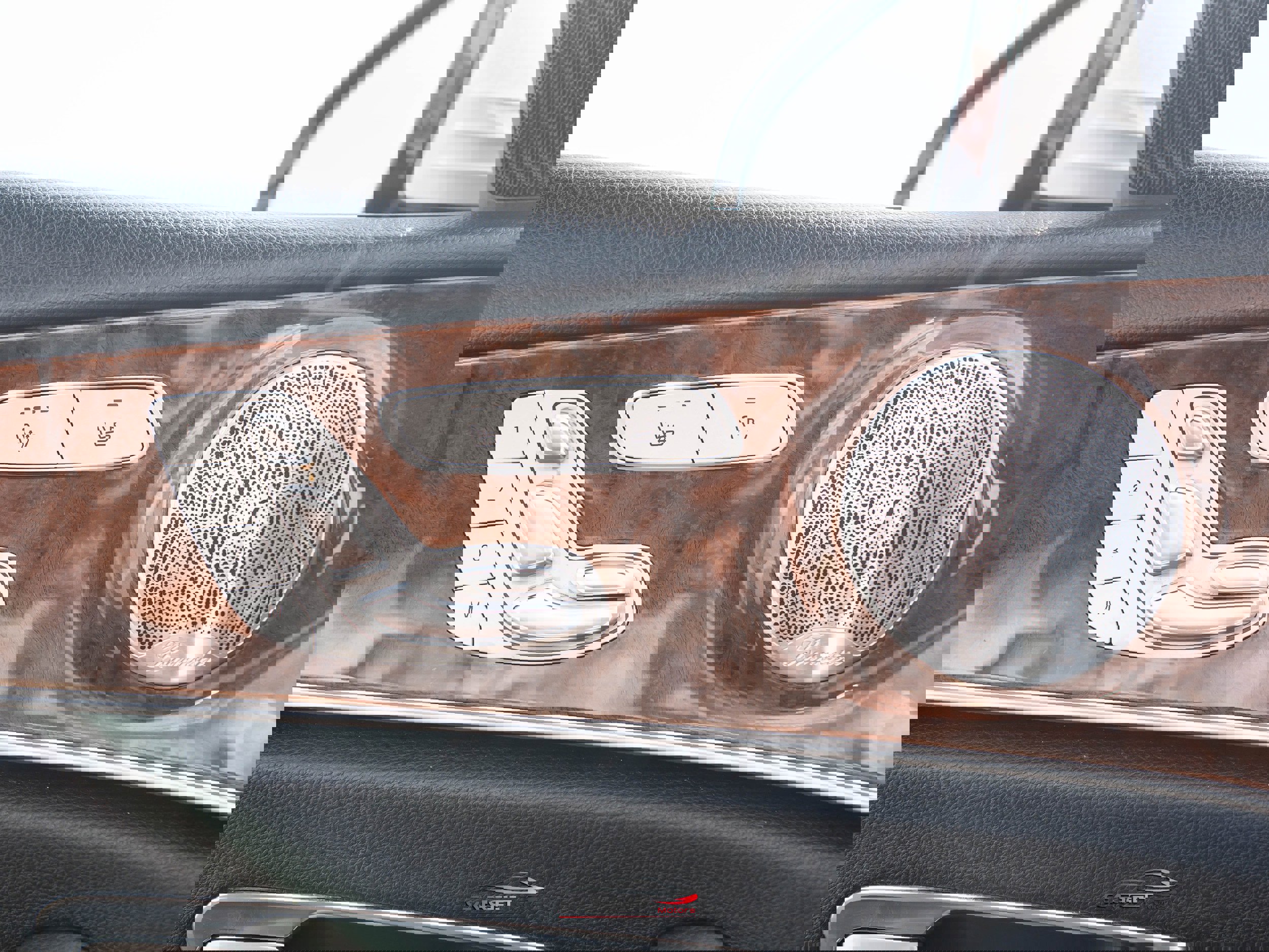 Used 2017 Mercedes-Benz E 300 w/ Premium 1 Package image 40