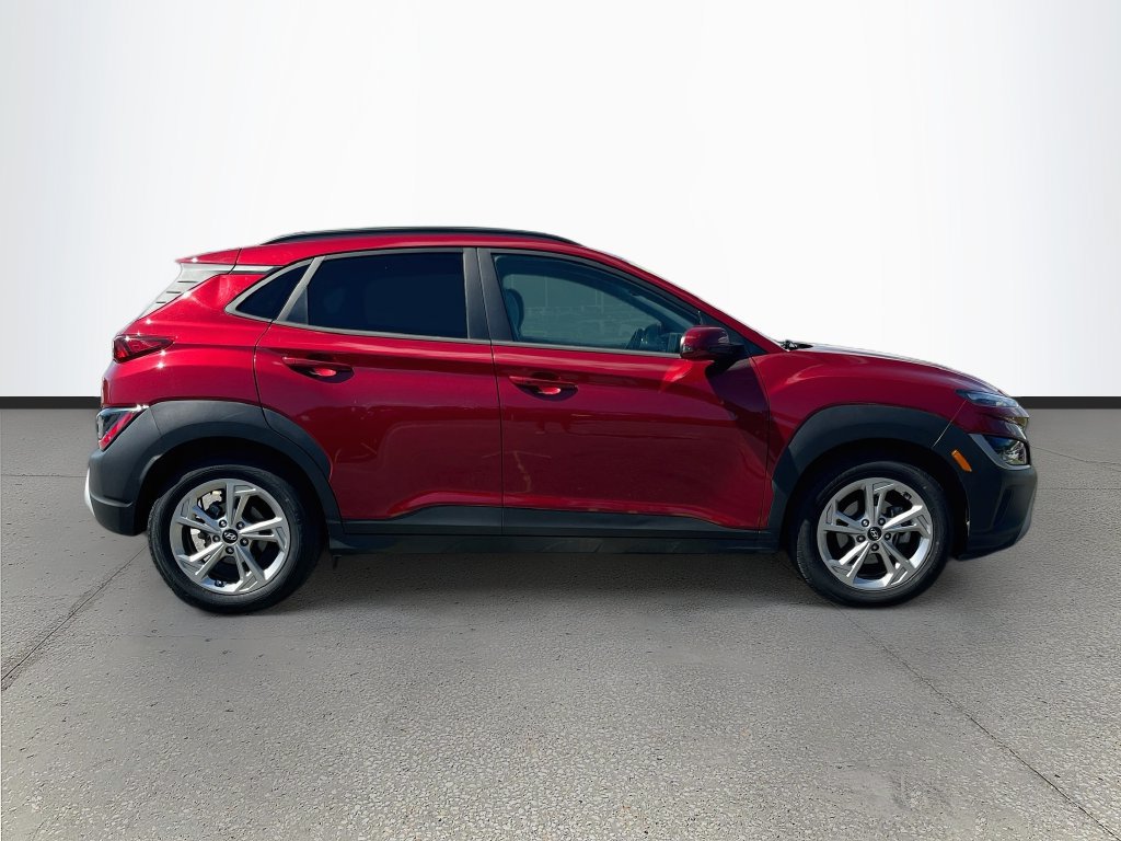 Used 2023 Hyundai Kona SEL FWD image 8