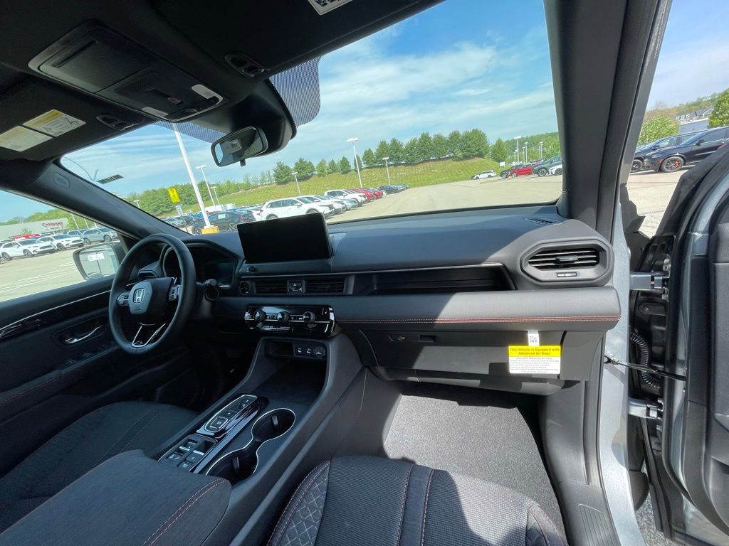 New 2026 Honda Pilot Sport image 10