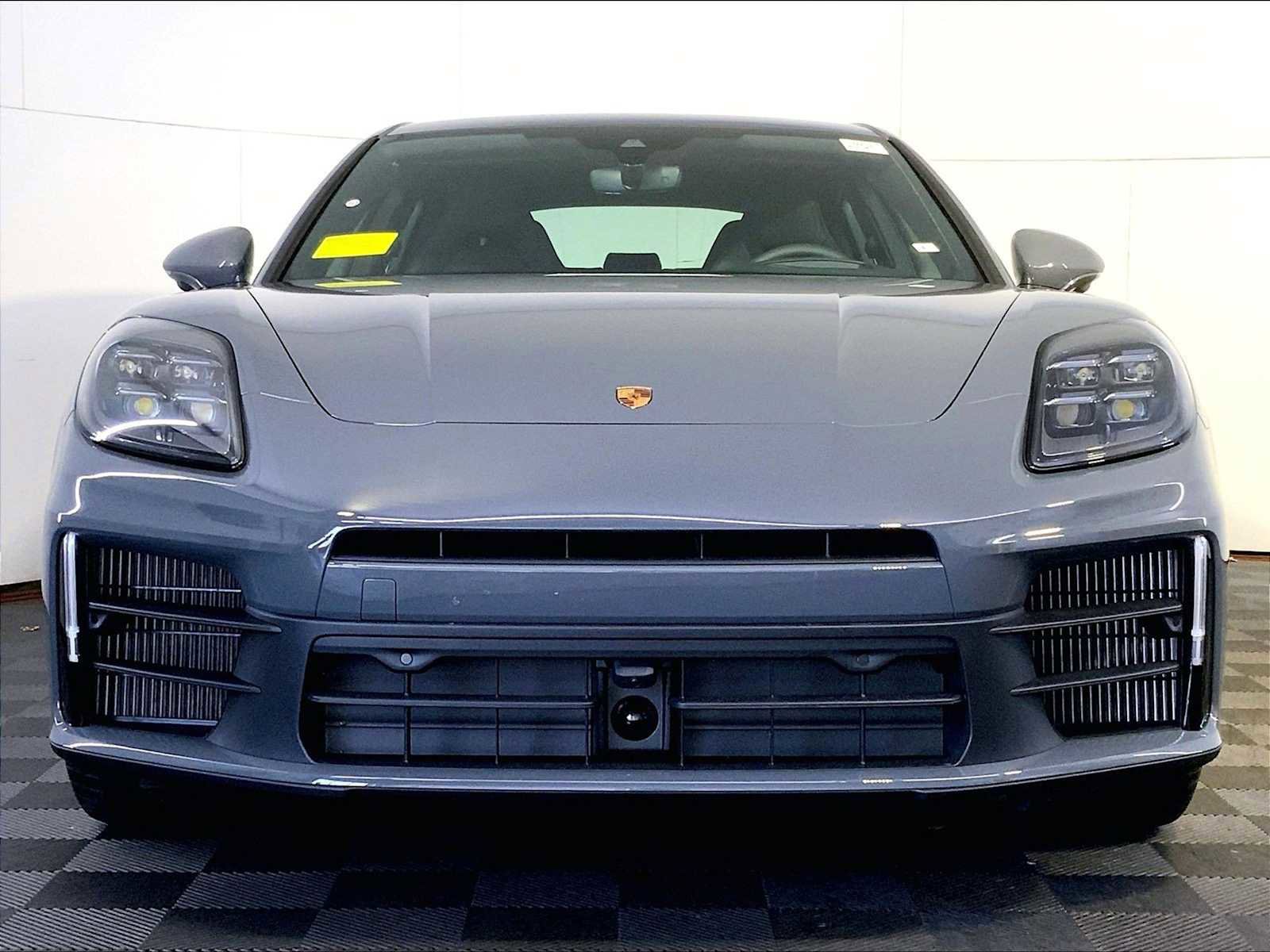 New 2026 Porsche Panamera 4 image 10