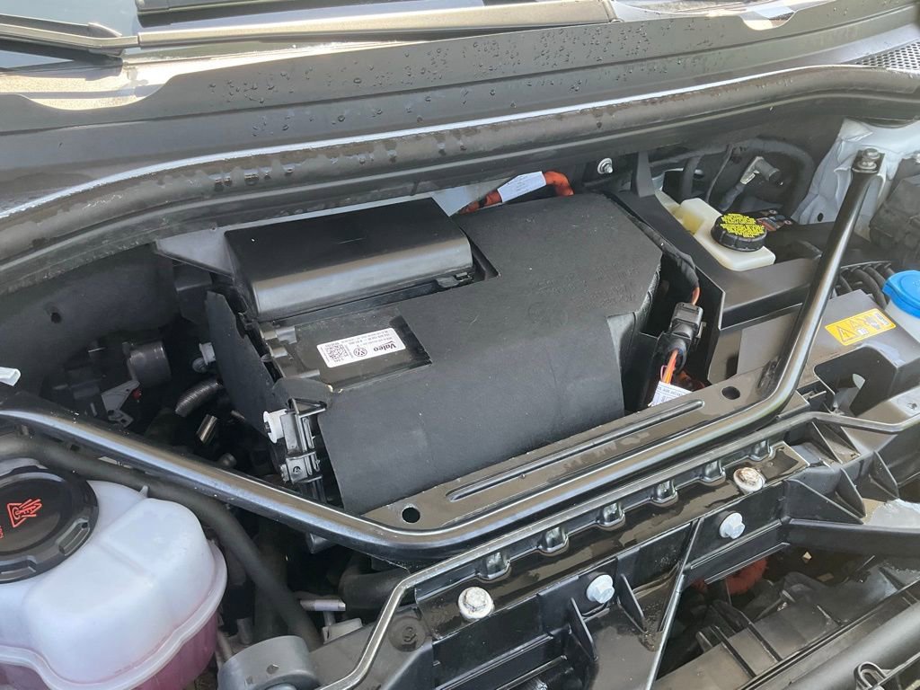 Used 2022 Audi Q4 e-tron Prestige AWD/4WD image 9