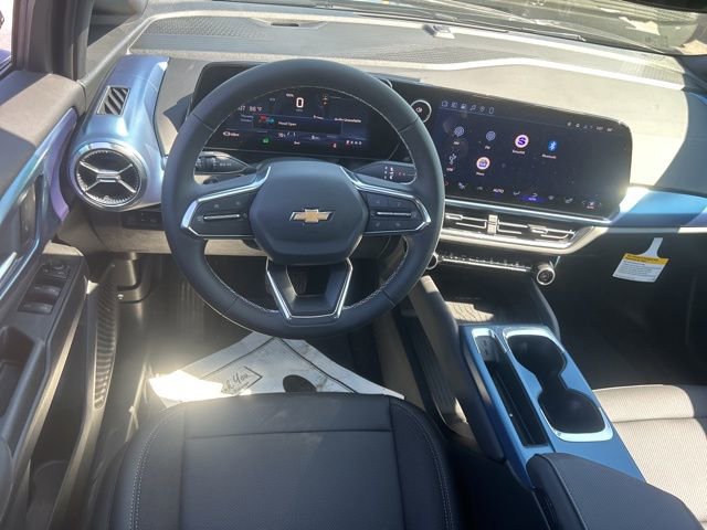 New 2026 Chevrolet Equinox EV LT image 27