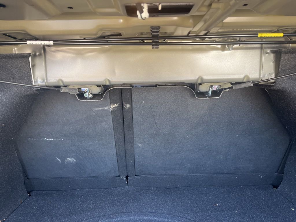 Used 2013 Hyundai Elantra Limited w/ Technology Pkg image 9