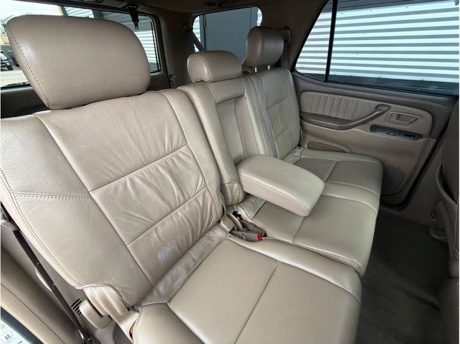 Used 2004 Toyota Sequoia Limited AWD/4WD image 20
