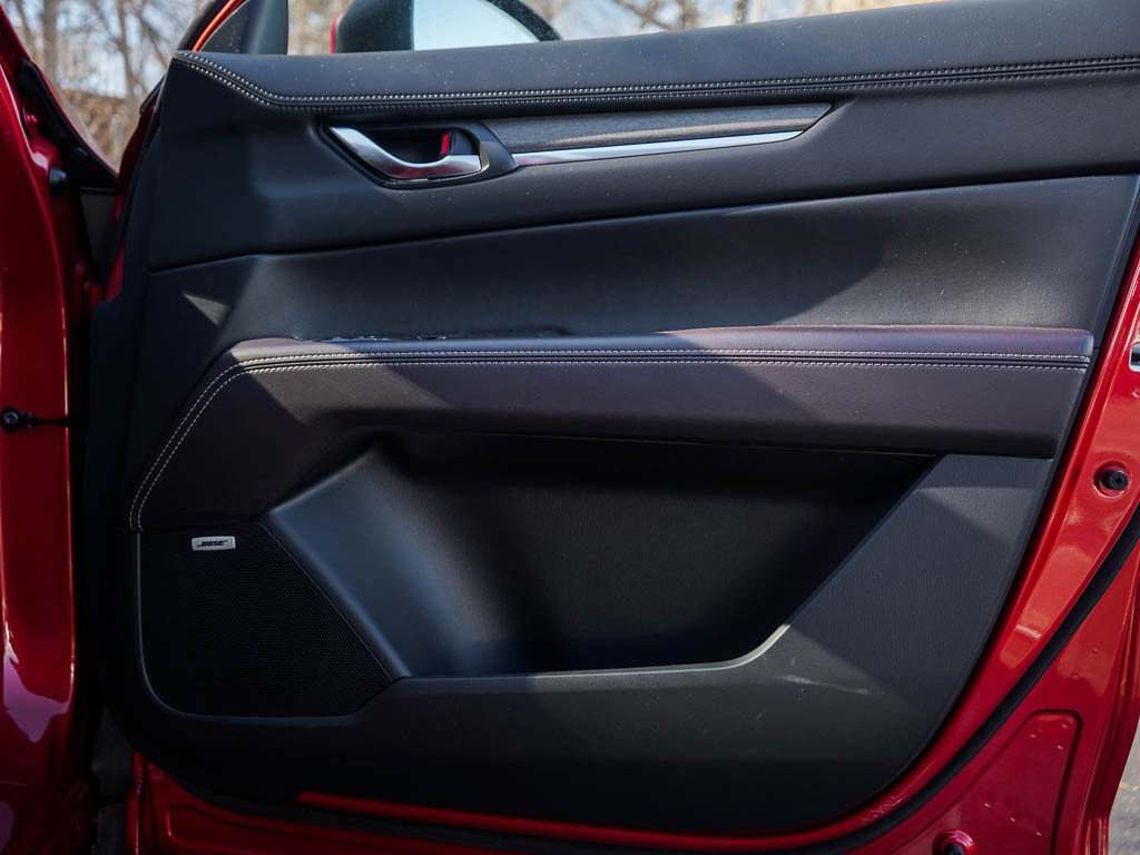 New 2025 MAZDA CX-5 Signature image 9