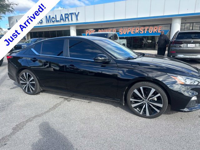 Used 2019 Nissan Altima 2.5 SR w/ SR Premium Package FWD image 2