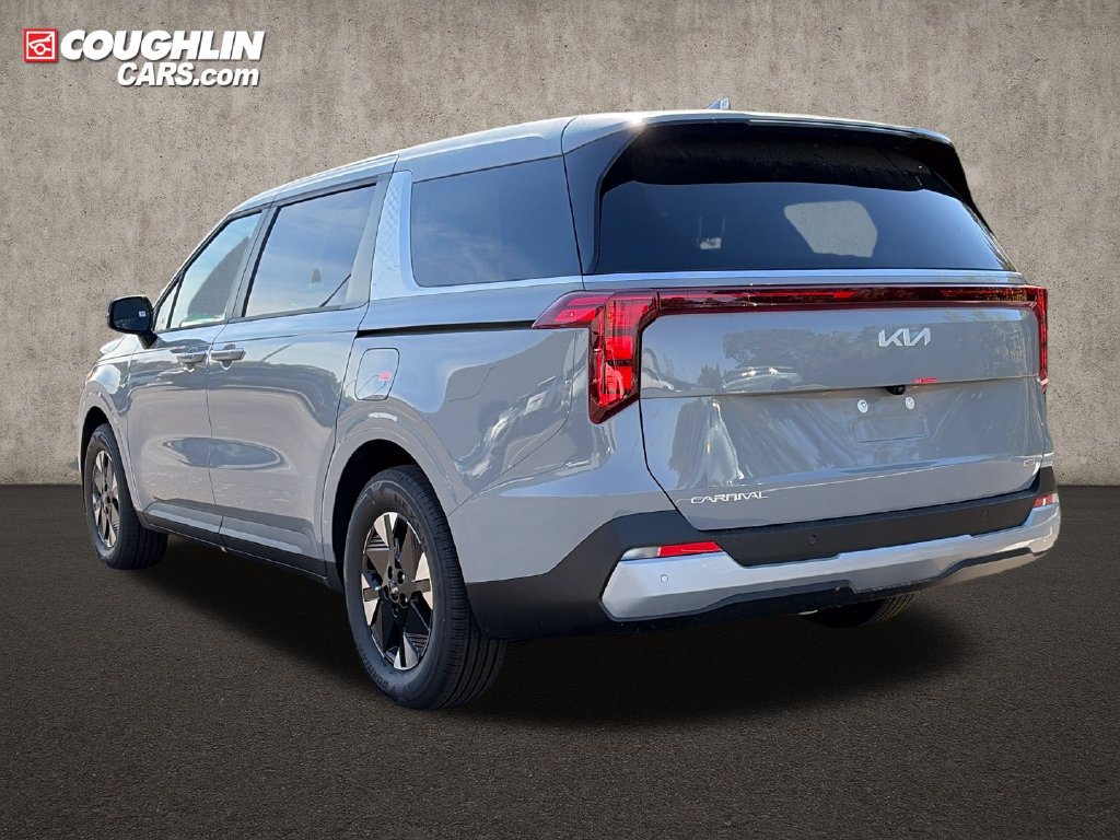 New 2027 Kia Carnival LXS FWD image 5