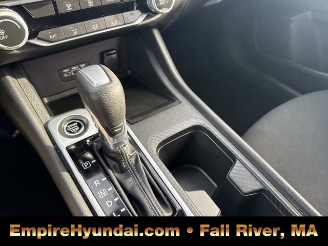 Used 2023 Nissan Sentra SV image 24