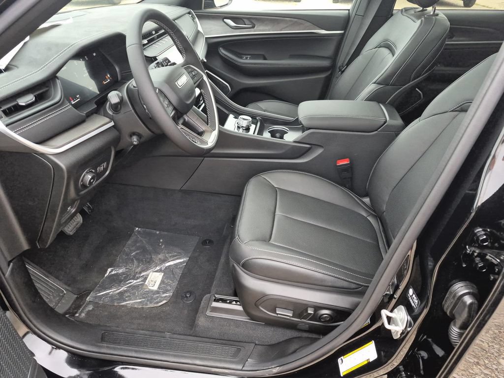New 2026 Jeep Grand Cherokee Limited AWD/4WD image 10