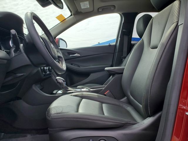 Used 2023 Buick Encore GX Essence w/ Experience Buick Package image 5