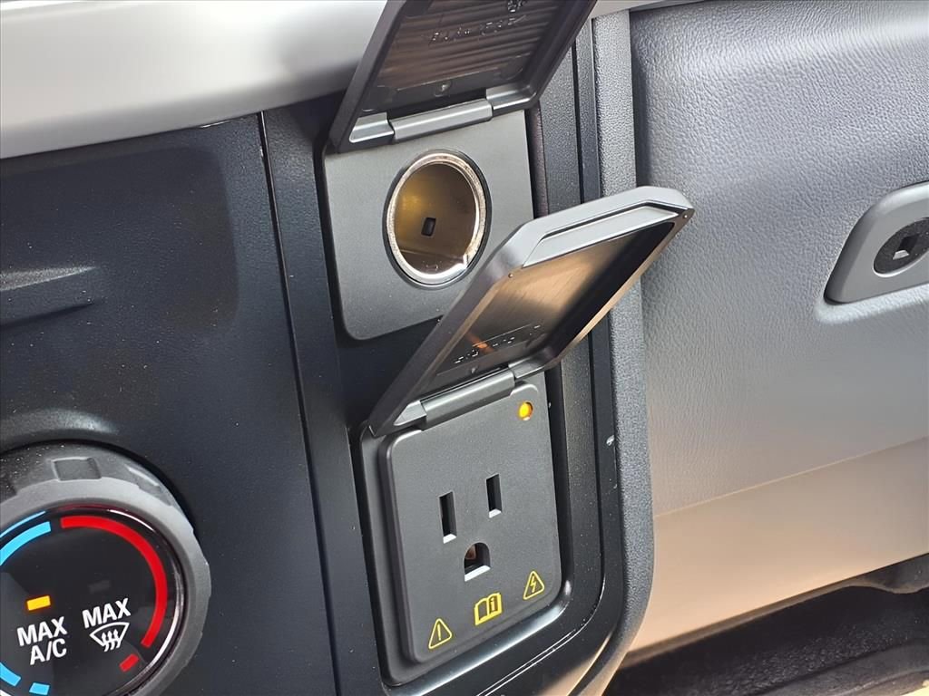 New 2024 Ford F550 2WD Regular Cab Super Duty image 11