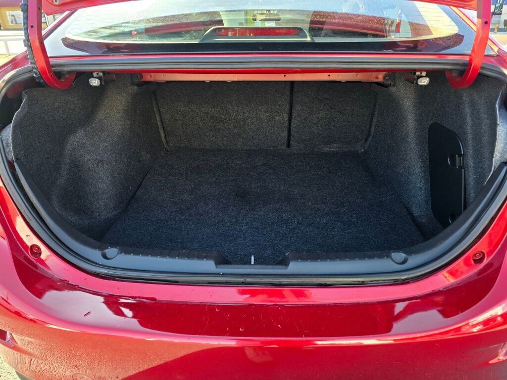 Used 2014 MAZDA MAZDA3 i Touring image 16