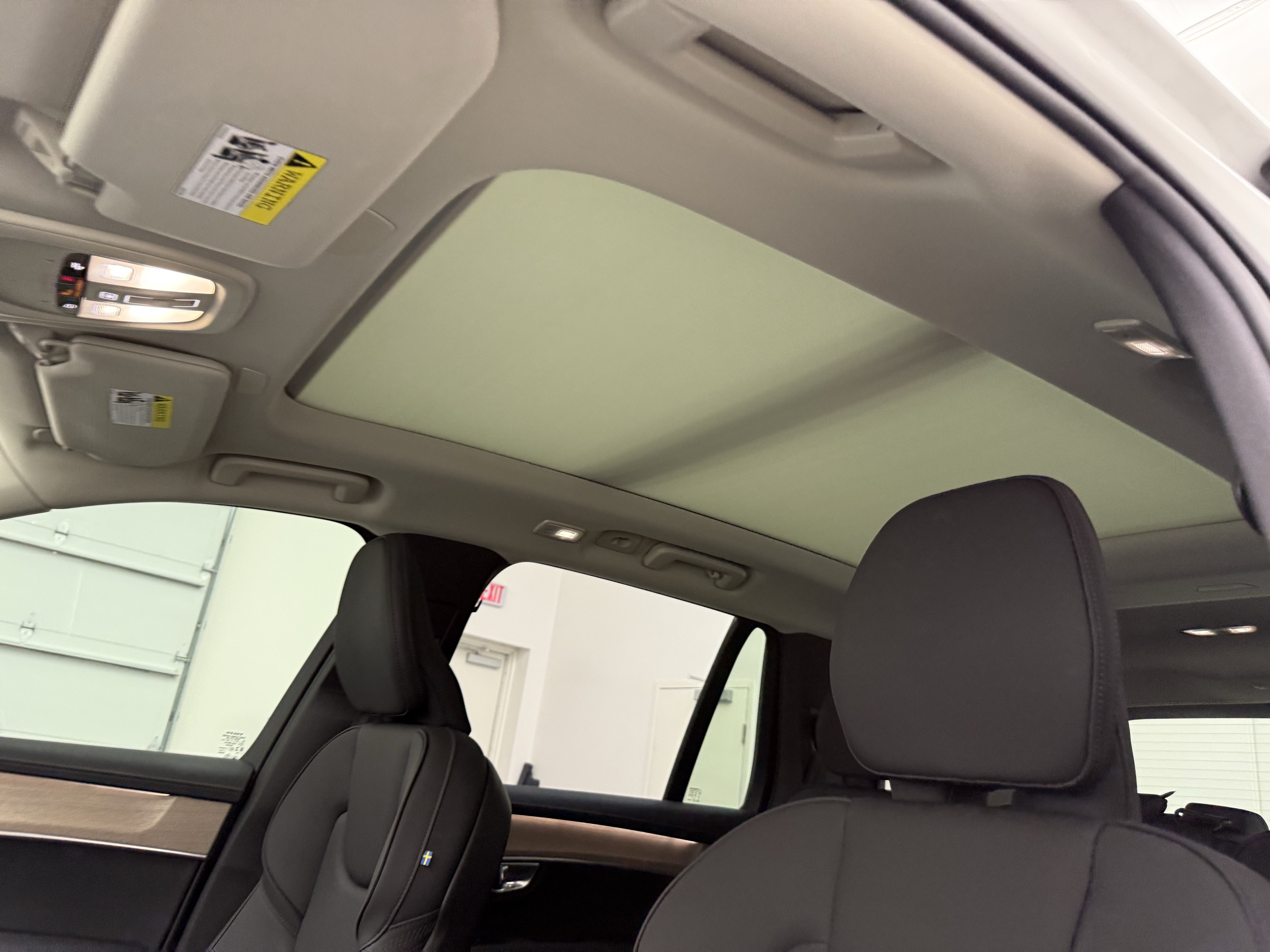 Certified 2025 Volvo XC90 B5 Plus w/ Protection Package Premier AWD/4WD image 15