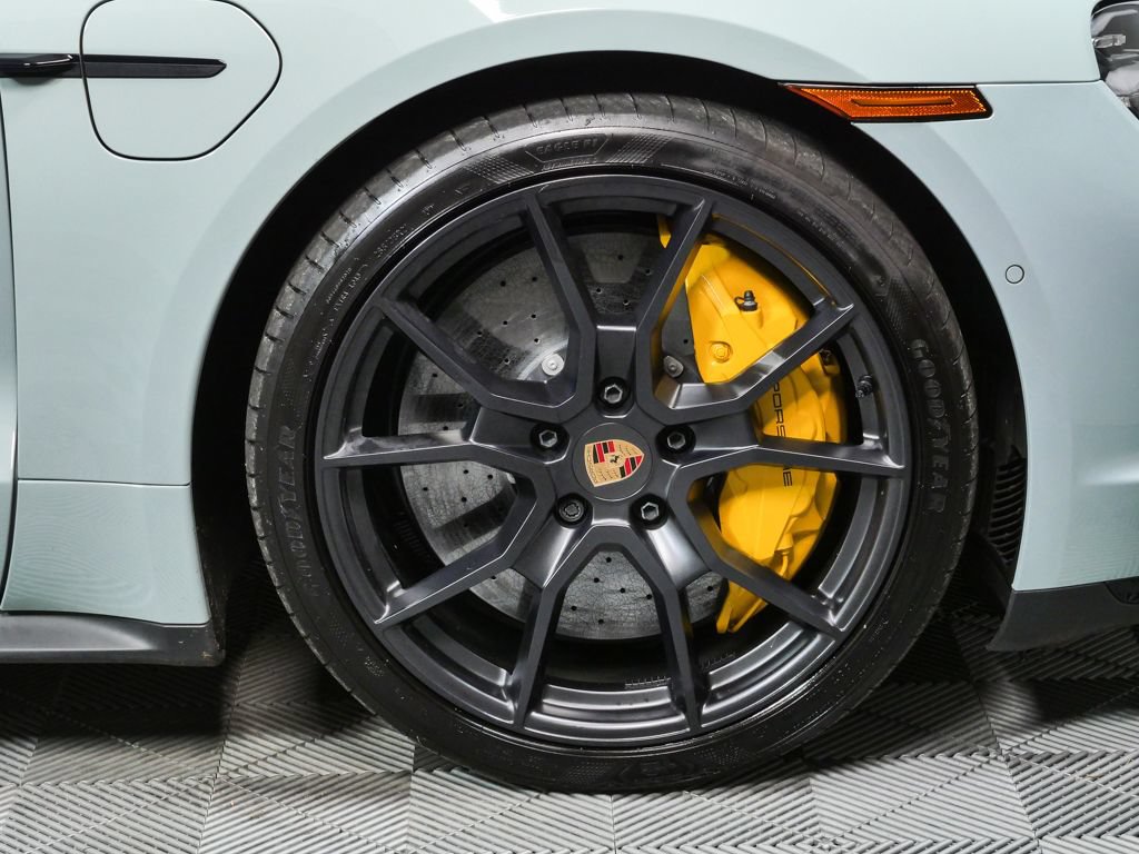 Certified 2025 Porsche Taycan GTS AWD/4WD image 41