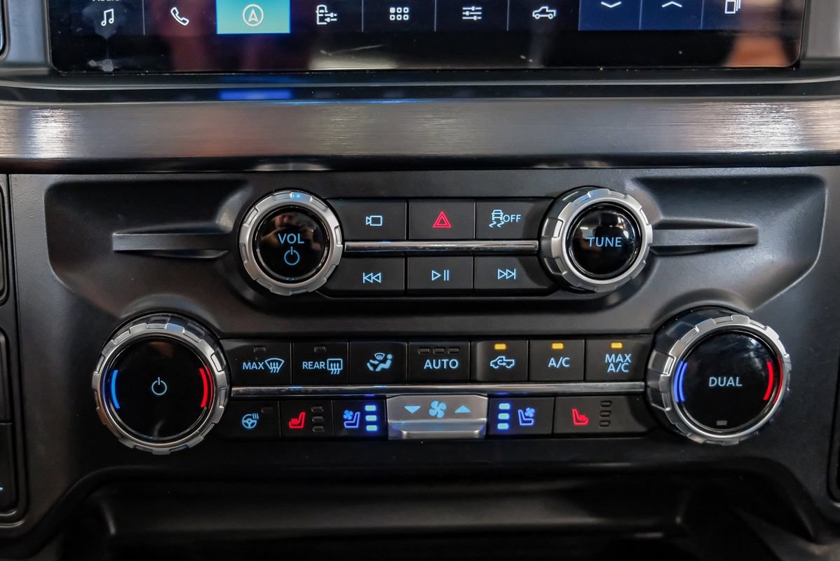 Used 2025 Ford F250 Lariat AWD/4WD image 27
