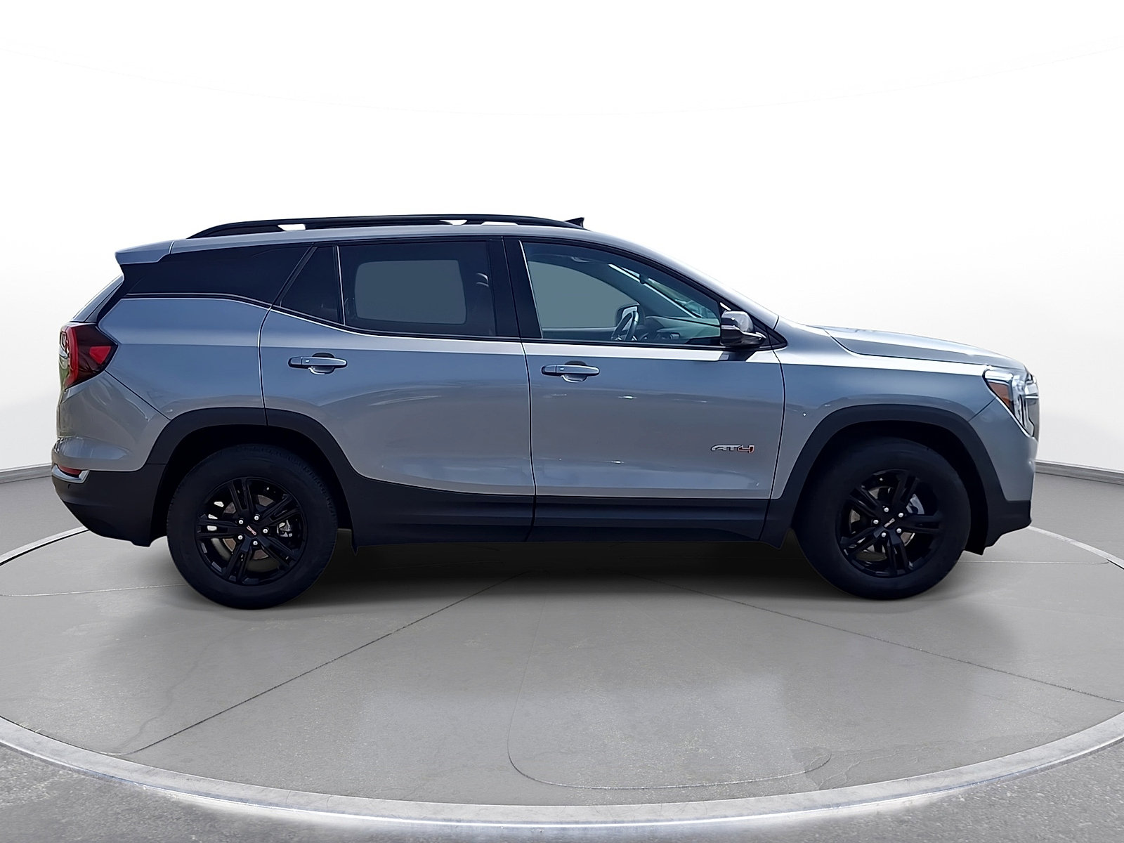 Used 2024 GMC Terrain AT4 w/ Tech Package AWD/4WD image 9