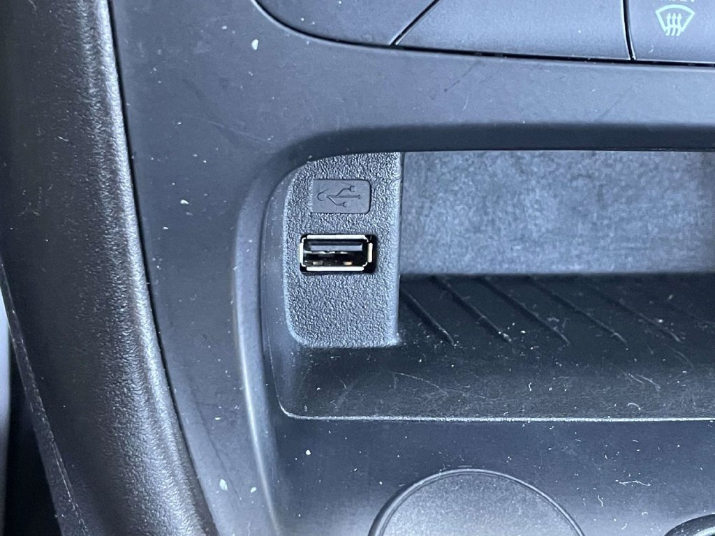 Used 2018 Ford Focus SE FWD image 28