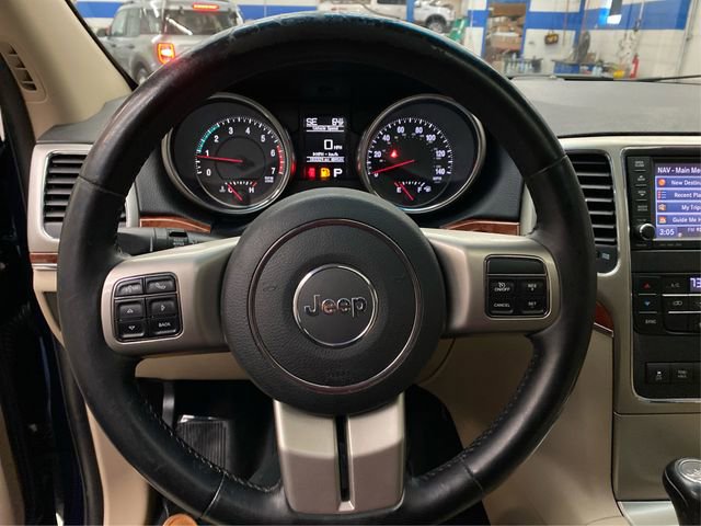 Used 2012 Jeep Grand Cherokee Limited w/ Trailer Tow Group IV image 21