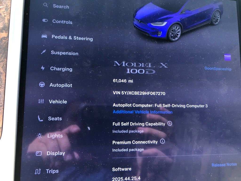 Used 2017 Tesla Model X 100D image 3