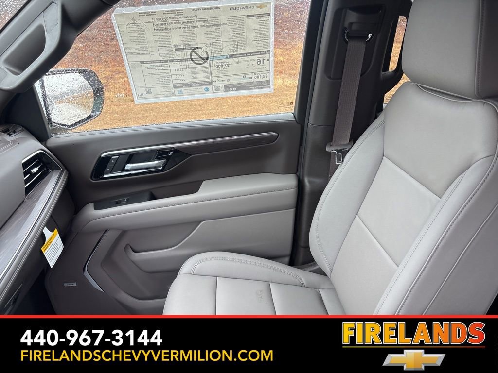 New 2026 Chevrolet Suburban Z71 w/ Comfort Package image 18